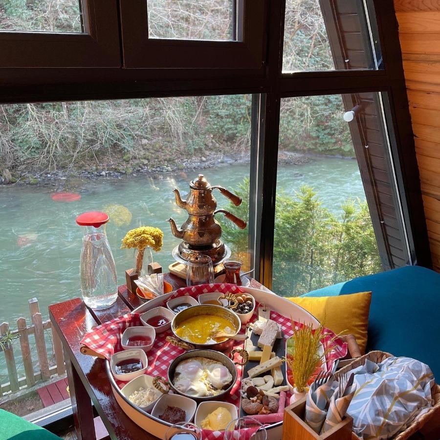 Dream River Exclusive Bungalow Ριζούντα Εξωτερικό φωτογραφία