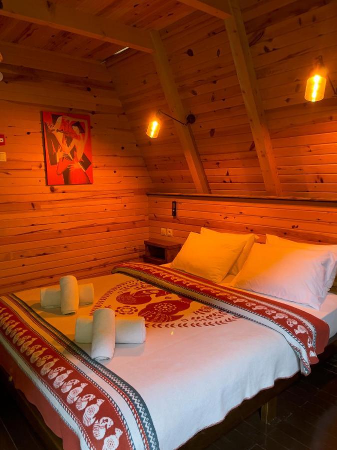 Dream River Exclusive Bungalow Ριζούντα Εξωτερικό φωτογραφία